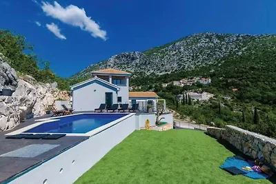 Villa Bohemia by Villas Guide