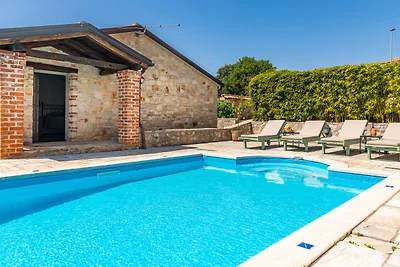 Villa Amyra by Villas Guide