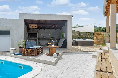 MAB Sweet Home By Villas Guide