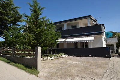 Apartman DOMI by villas Guide