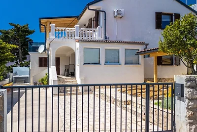 Villa Figs beachfront apartman 1 by Villas...