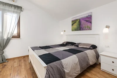 Beautiful Villa Casa Noemi with pool in Porec