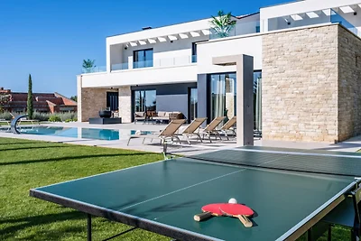 Villa Asmoa by Villas Guide