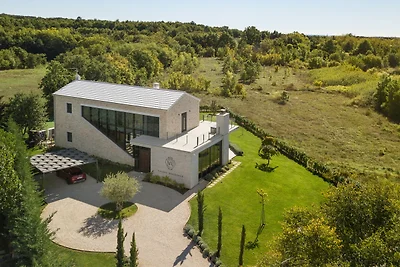 Villa Valens by Villas Guide