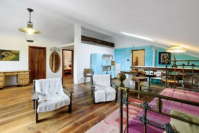 House sound of nature by Villas Guide
