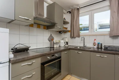 Apartman Sunshine Njivice Krk by Villas Guide