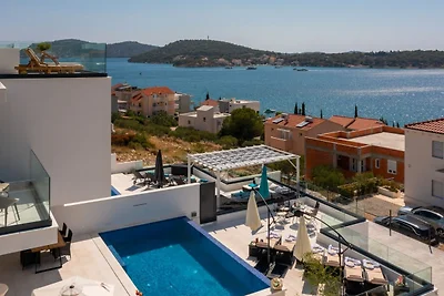 Villa Ocean by Villas Guide