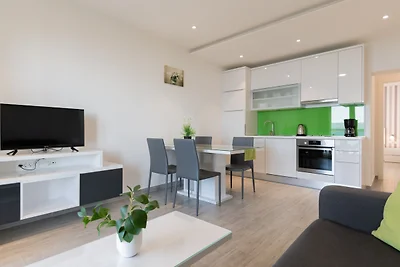 Apartman Mia 6 - Omiš by Villas Guide