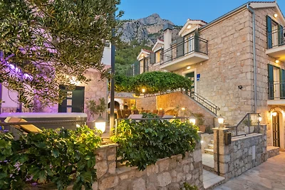 Villa Elizabeta Makarska by Villas Guide