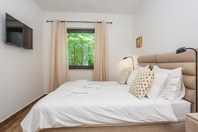 Vila il Giardino Segreto with pool by Villas...