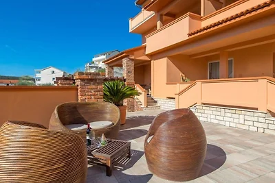 Luxury Villa Mer pool apartman by Villas...