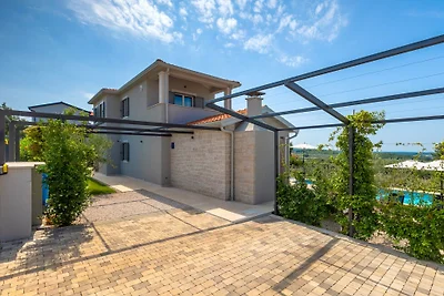 Villa Regina by Villas Guide