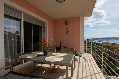 Apartman Olivera-Trogir by Villas Guide