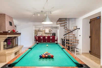 Villa Stara Hiža by Villas Guide