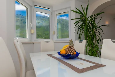Villa Rusula -Makarska by Villas Guide
