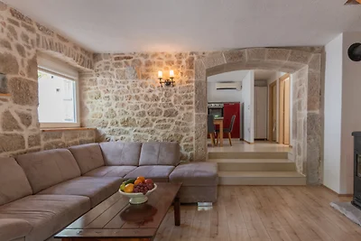 Villa Veronika - Makarska by Villas Guide