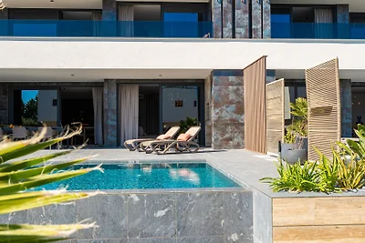 Suva Punta Elite by Villas Guide