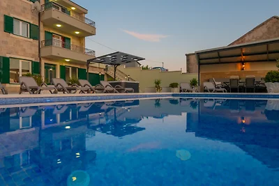 Villa Šestic-Makarska by Villas Guide