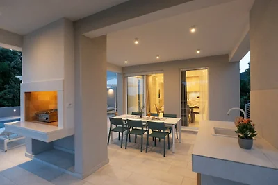 VILLA MON AMOUR by Villas Guide