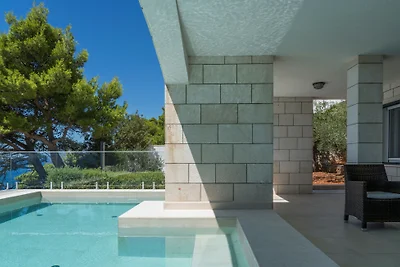 Villa Toma by Villas Guide