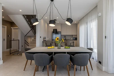 Villa Luce by Villas Guide