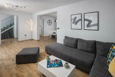 Villa Indie by Villas Guide