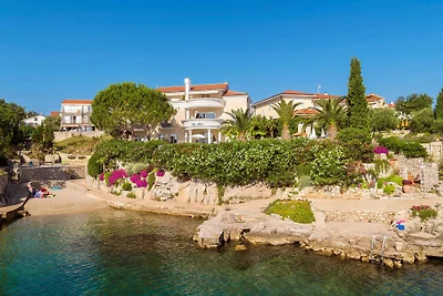 Villa Palace Clara Apartment 2 island Krk by...