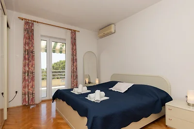 Apartman KAM - Makarska by Villas Guide