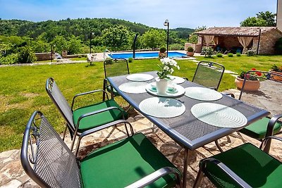 Rustic villa Casa Mazuli with pool in...