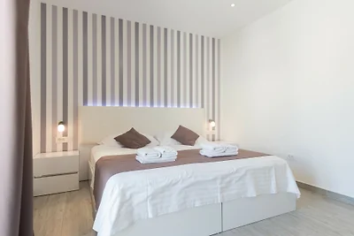 Apartman Mia 6 - Omiš by Villas Guide