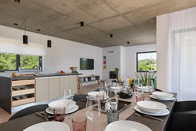 Villa Perlin by Villas Guide