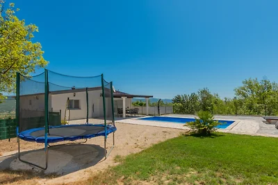 Villa Sanda - Makarska by Villas Guide