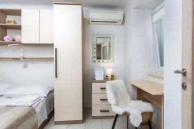 Sweet Apartment Ivana Rijeka by Villas Guide