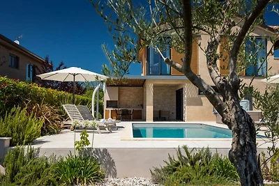 Villa Vallis by Villas Guide