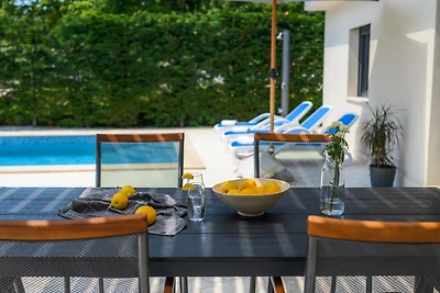 Villa Lakora by Villas Guide