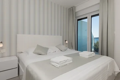 Apartman Mia 6 - Omiš by Villas Guide