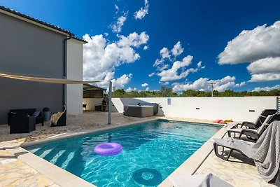 Villa 4M by Villas Guide