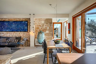 Villa Maxima Agri by Villas Guide