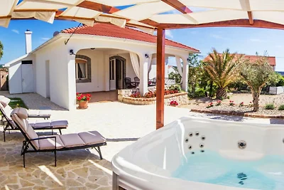Villa Lara - Rab by Villas Guide