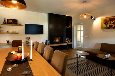 Villa Lori by Villas Guide