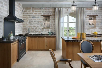 Villa Elena by Villas Guide