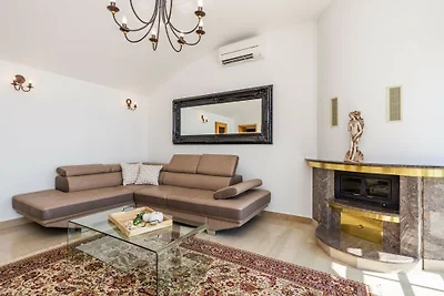 Vila Iris - Opatija by Villas Guide