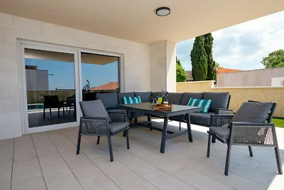 Villa Paula by Villas Guide