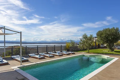 Holiday Home Legara with pool by Villas Guide