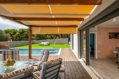 Villa Leana by Villas Guide