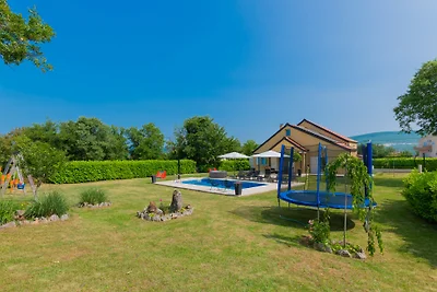 Villa Tea - Makarska by Villas Guide