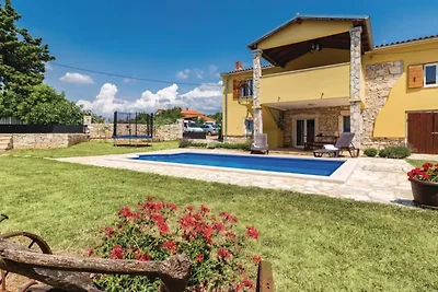 Villa Gajana 1 by Villas Guide