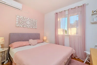 Villa Hemingway beachfront by Villas Guide