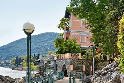 Holiday Home Secret Garden by Villas Guide