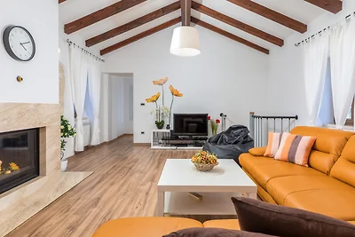 Villa Stara Hiža by Villas Guide